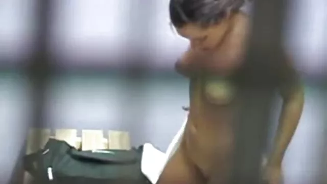 TRANSEROTICA 女の子 用 セックス 動画 Tbabeは顔の前にコックを吸います。