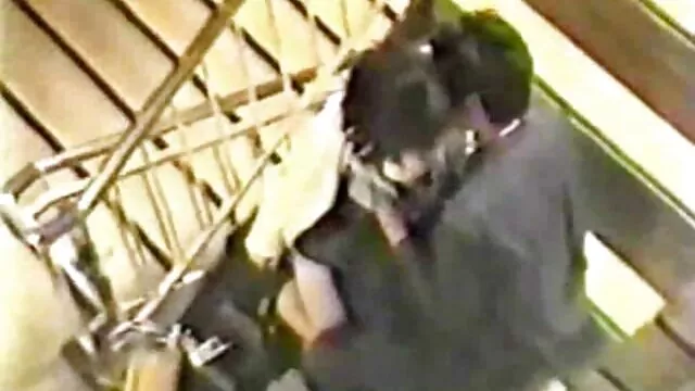 写金髪女の子は最初の性別の若いと古い 女の子 の ため の エッチ 動画 無料