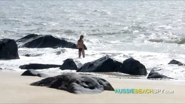 柔軟な体操選手は奇妙な位置で犯されます。 女の子 の ため エッチ 動画