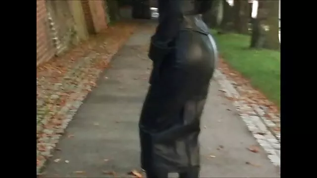 セクシーな彼女ハメ撮り屋外性 女の子 av 動画