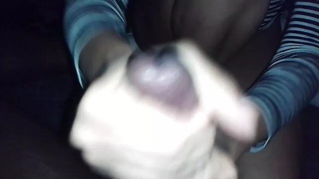 脂肪stepmomはディックの周りの彼女ともいいます。 女の子 向け av 無料