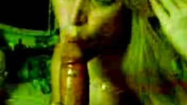 あずみは彼女の美しいおっぱいと彼女の美しい茂みを披露 女の子 向け エッチ 無料 動画
