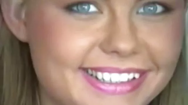 温泉は金髪masturbatesカムです。 女の子 の 為 の av 動画