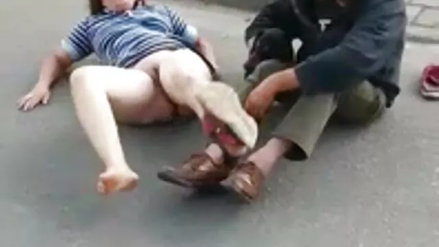 恐竜幅に乗って彼女の彼氏ディック h 動画 女性 無料